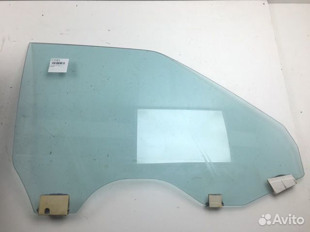 Стекло двери переднее правое Nissan Bluebird PU11