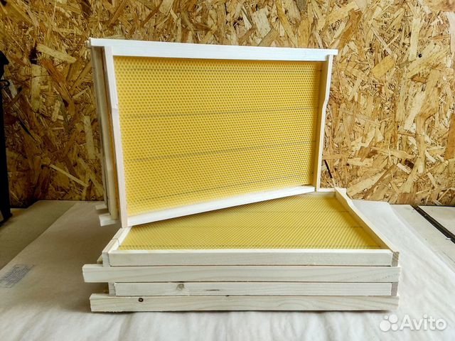 Навощенные гнездовые рамки для улья,300 мм, Дадан