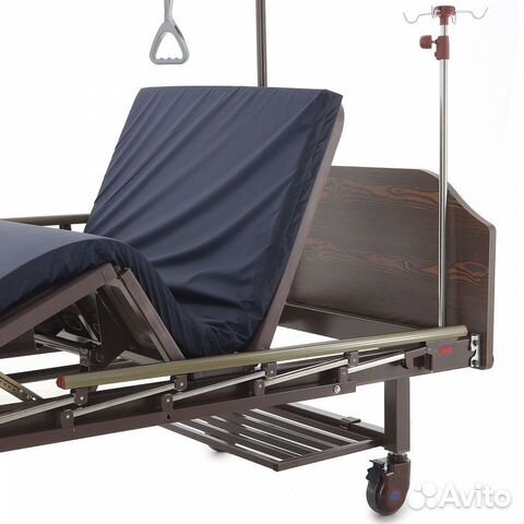 Медицинская кровать для лежачих