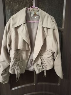 Куртка женская размер 48