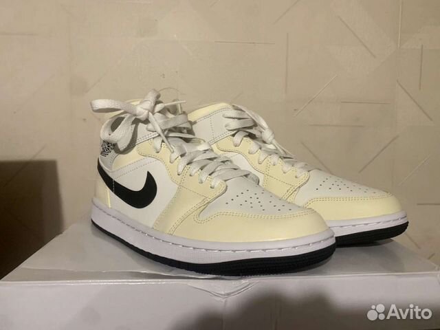 Nike Air Jordan 1 Mid Coconut Milk