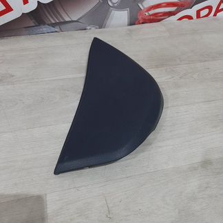 Накладка на торпедо передняя правая Hyundai