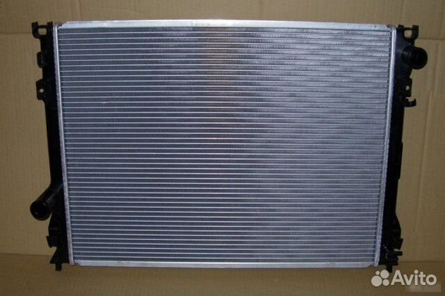 Радиатор Chrysler 300C