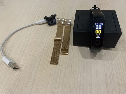 Фитнес-браслет Huawei honor Band 4-7B5