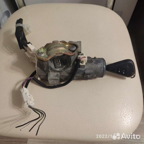 Замок зажигания subaru