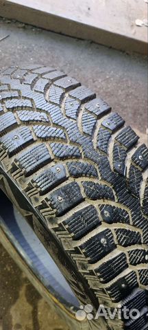 Bridgestone Blizzak Spike-01 185/65 R15 88T