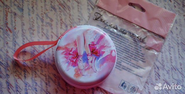 Бокс для наушников