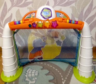 Игровой центр Chicco Футбольная лига, 2+