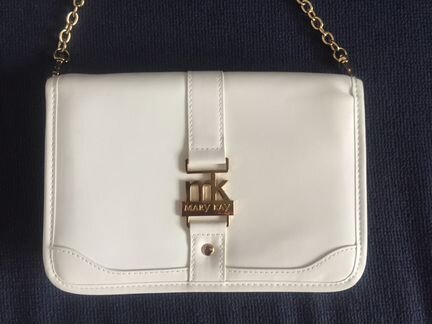 Сумочка- клатч на цепочке