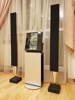 Музыкальный центр с колонками Bang Olufsen