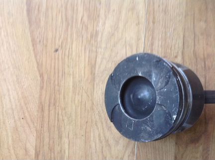 Поршень Мерседес 400 OM628