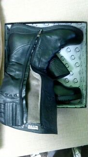 Зимние кожанные сапоги 39 размер