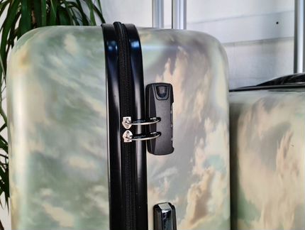 Чемодан на колесах