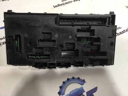 Блок предохранителях бмв Ф10 Ф11 BMW F10 F11