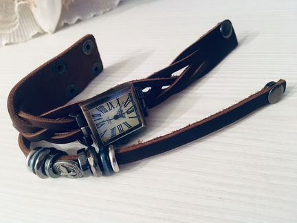 Часы наручные женские