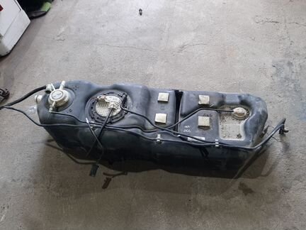 Бак топливный jeep wk бензин
