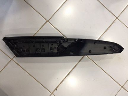 Подлокотник задний правый Porsche Cayenne 958 3.0