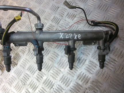 Форсунка топливная для Опель Вектра Б С 2.2 Z22SE