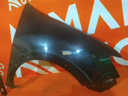 Крыло переднее правое Renault Sandero 2 2013-Нв
