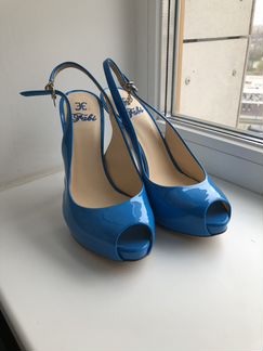 Босоножки Fabi новые 37,5 р