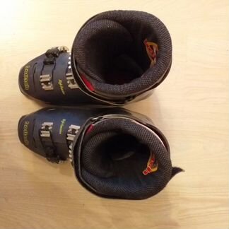 Горнолыжные ботинки взрослые Стелька 26