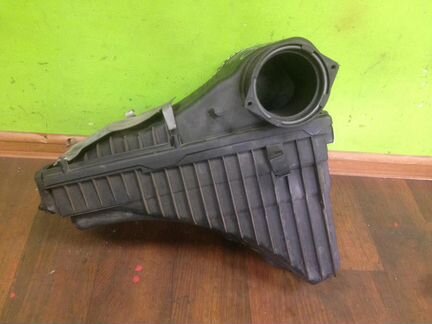 Корпус воздушного фильтра Туарег 1 3,2 бензин