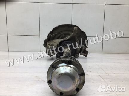 Кулак передний правый Vw Passat B6 AXZ 2008