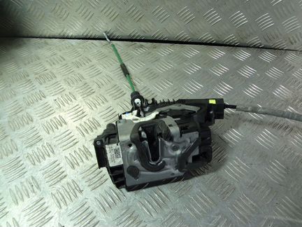 Замок двери задний левый Мерседес 205 213 292 253