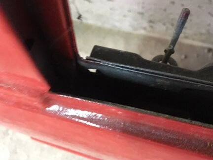 Дверь левая задняя 2110