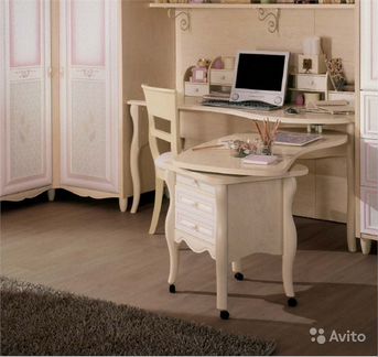 Стол письменный детская комната Италия