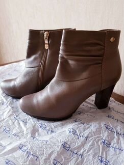 Ботильоны осенние или короткие сапожки, р.38