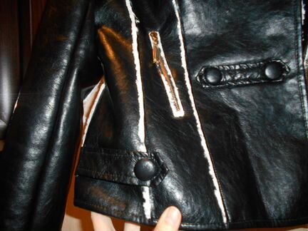 Новая дубленочка с кроличьим воротником