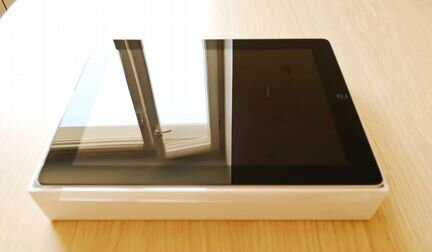 iPad 2 (64 Gb, WiFi+Cellular, 3G, LTE, 4G) iOS 6