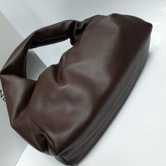 Сумка Bottega Shoulder Pouch шоколадная Боттега