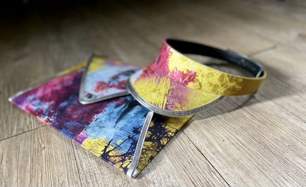 Сет из клатча и козырька