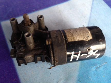 Моторчик дворников передний Фольксваген Гольф 4