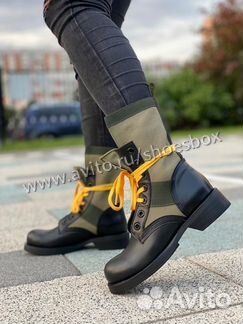 Ботинки луи виттон с желтыми шнурками