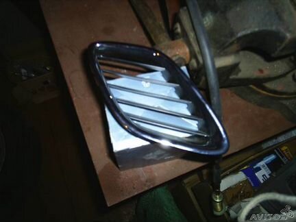 Решетка на бампер сааб 9.3 правая новая