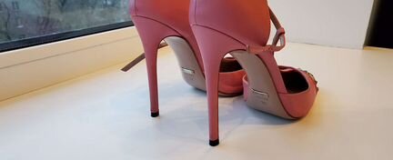 Босоножки Gucci