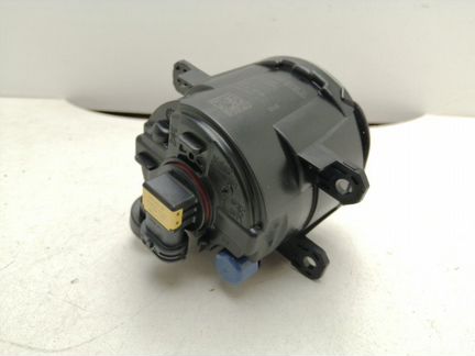 Фара противотуманная передняя правая Mitsubishi