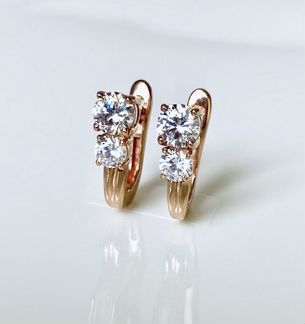 Золотые серьги с фианитами