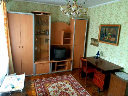 Комната 15 м² в 3-к, 1/12 эт.