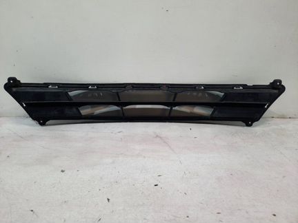 Решетка бампера передняя Hyundai Solaris 1 C