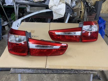 Комплект задних фонарей KIA RIO 3