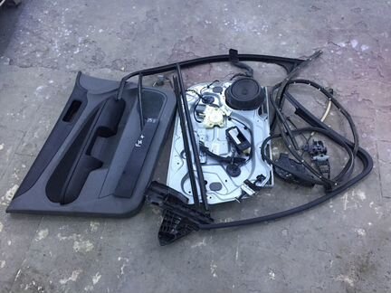 Навесное двери Ford Focus 2