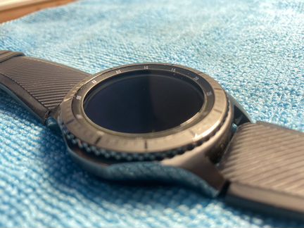 Samsung gear s3 frontier smart watch