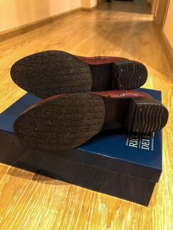 Полусапожки зимние (казаки) 38-39 р, нат мех, кожа