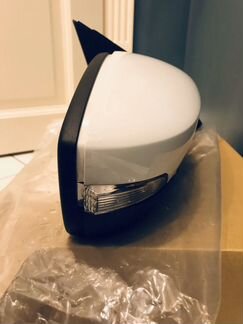 Правое зеркало с поворотником на шкоду рапид 2019