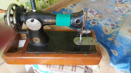 Швейная машинка