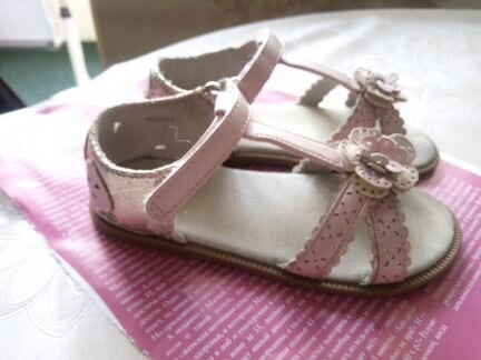 Босоножки MotherCare